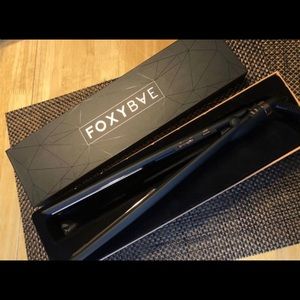 FOXYBAE Rose Gold Flat Iron